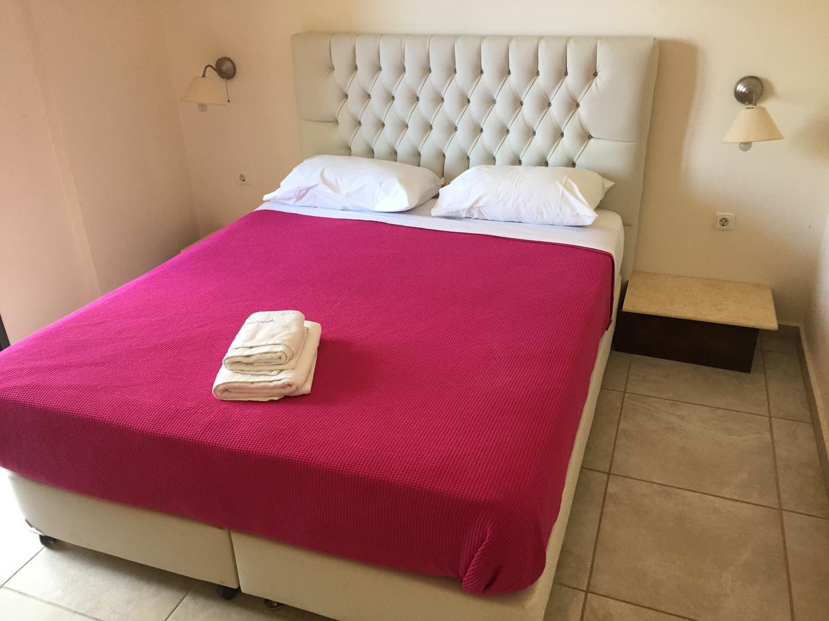 Belvista Luxury Apartments 阿尔戈斯托利翁 外观 照片